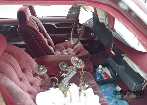 1985 Chrysler Fifth Avenue из США, поврежденный, VIN 1C3BF66P7FX609928